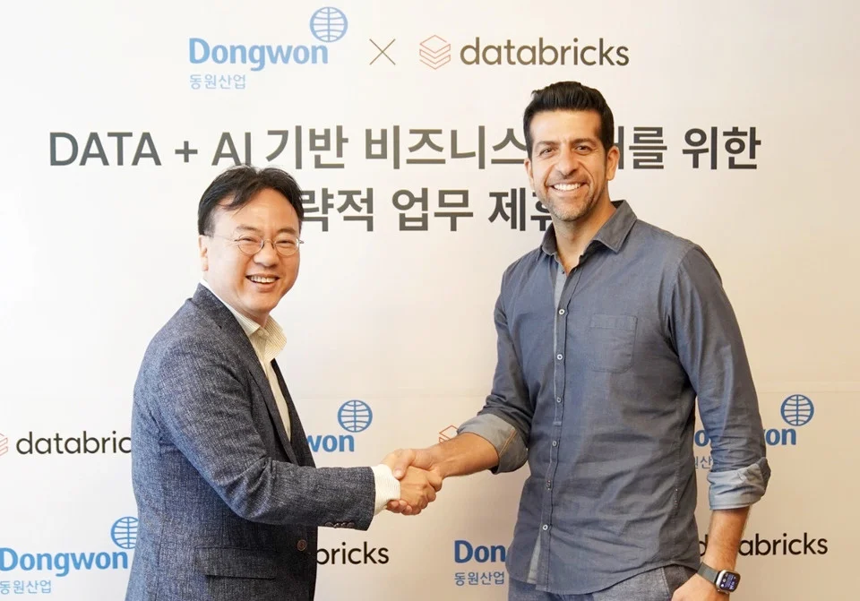 “참치캔 팔던 동원 맞아?” AI 전문가 800명 키우는 진짜 이유