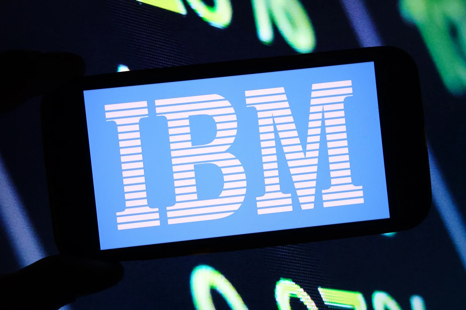 “컴퓨터 상식이 뒤집힌다” IBM과 AMD의 동맹이 가져올 미래는?