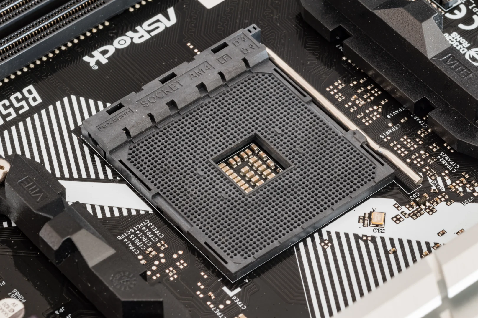 "엔비디아 긴장해!" 오라클-AMD 동맹, AI GPU 시장 뒤흔든다